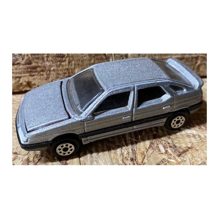 Majorette - Carros a escala reverso