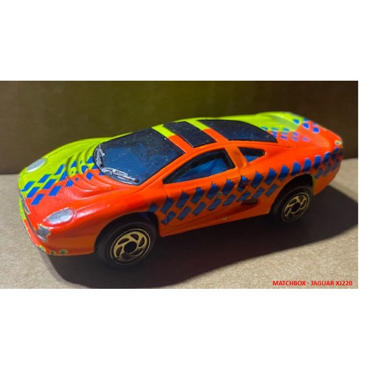 Matchbox - Carros a escala reverso