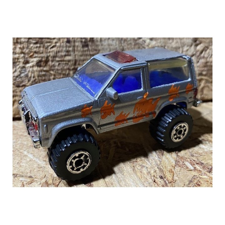 Matchbox - Carros a escala reverso