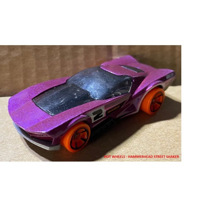 Hot Wheels - Carros a escala reverso