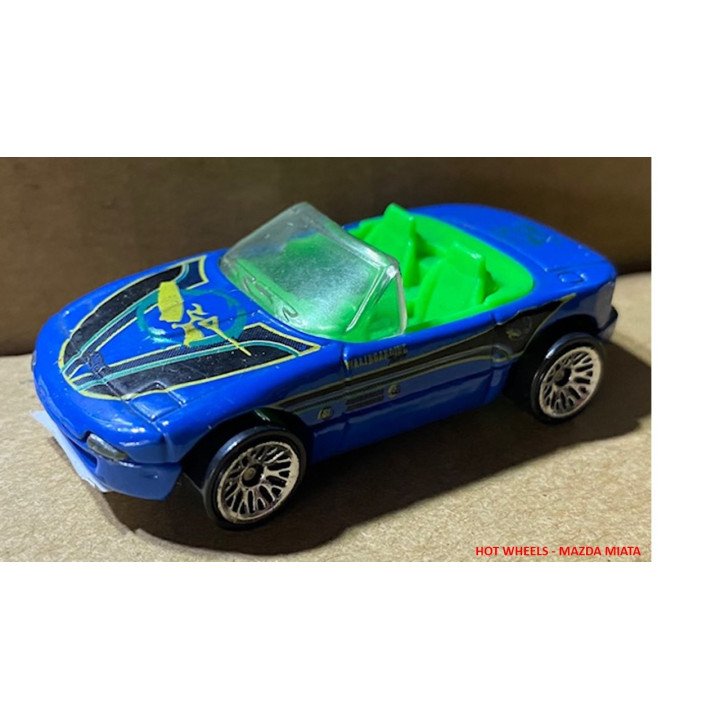 Hot Wheels - Carros a escala reverso