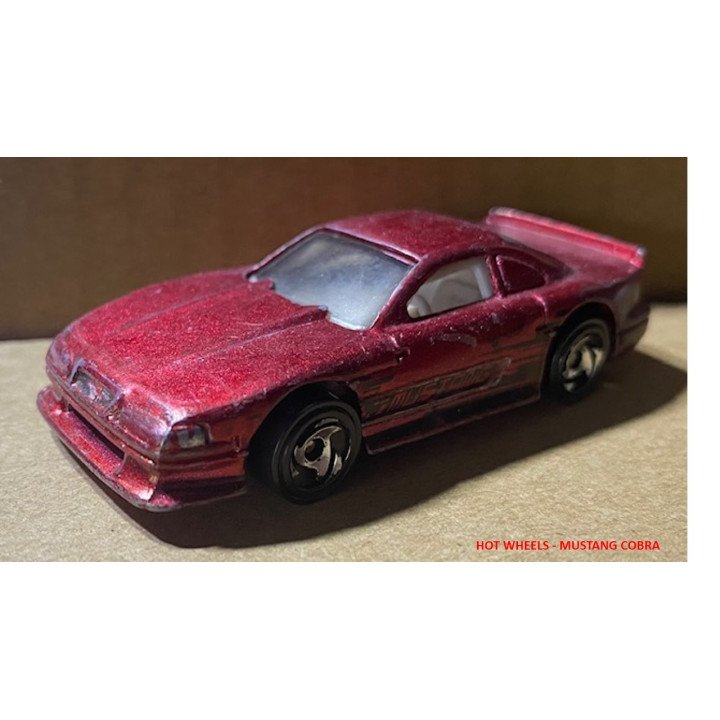 Hot Wheels - Carros a escala reverso