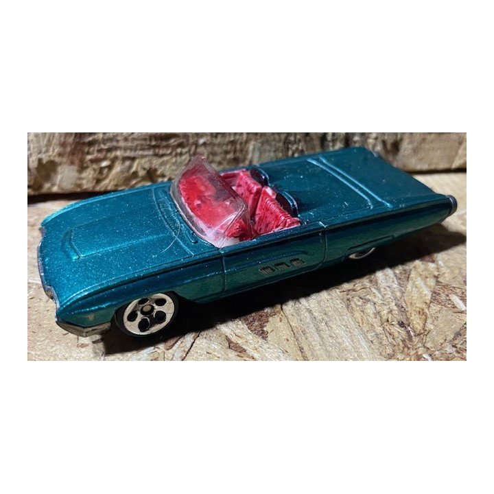 Hot Wheels - Carros a escala reverso