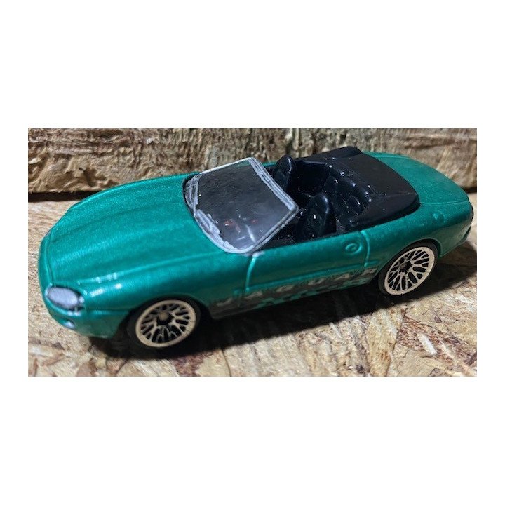 Hot Wheels - Carros a escala reverso