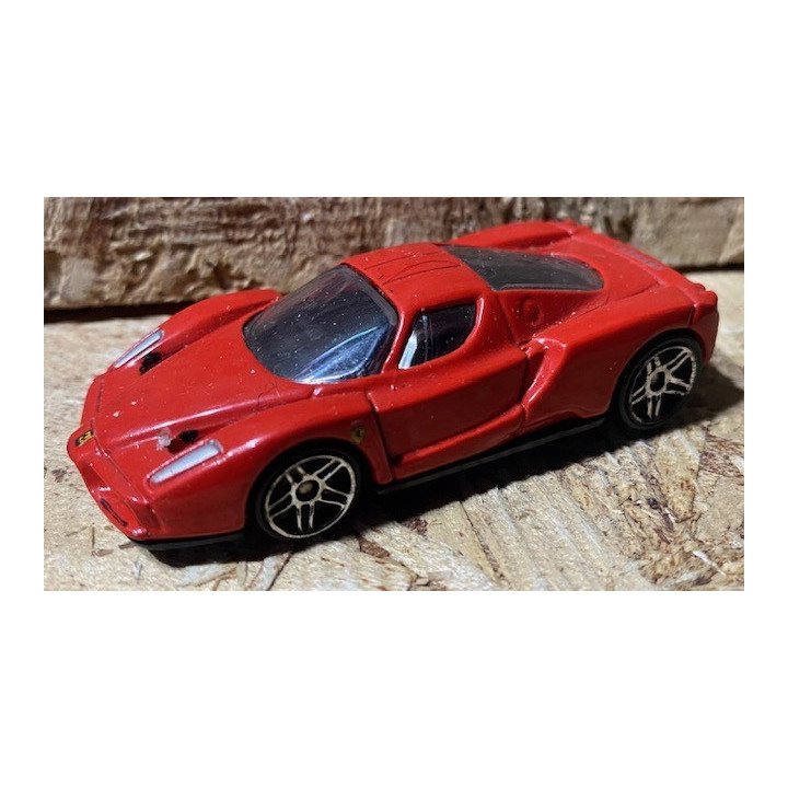 Hot Wheels - Carros a escala reverso