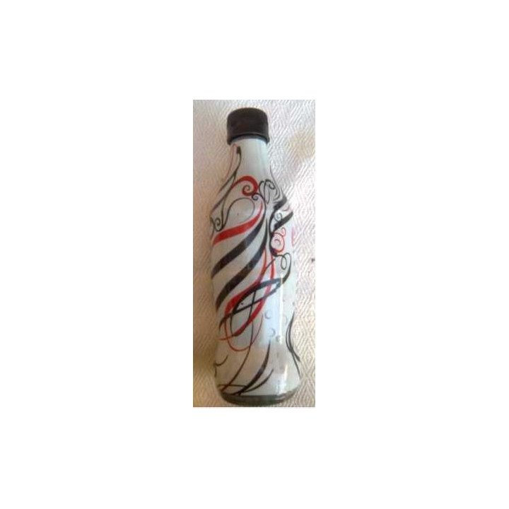 Botella 300ml Light Blanca Tiras negras y rojas 1 De 6 - Colombia 2005