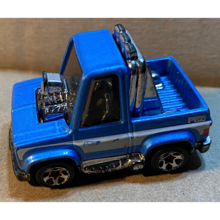 Hot Wheels - Carros a escala reverso
