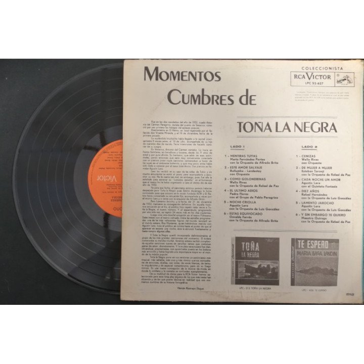 Toña La Negra Momentos De Cumbre - Colombia reverso