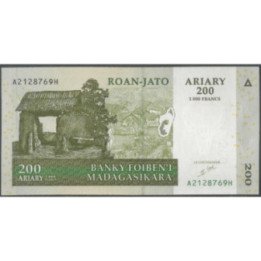 Madagascar 200 Ariari 2004 P87a