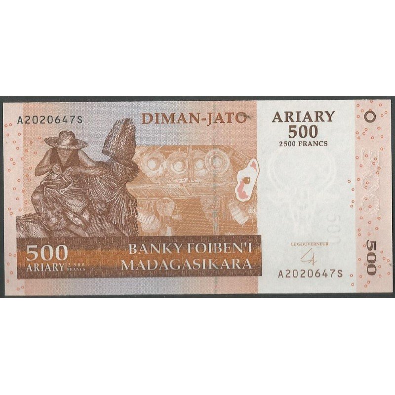 Madagascar, 500 Ariary 2004 P88b