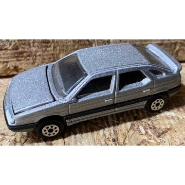 Majorette - Carros a escala