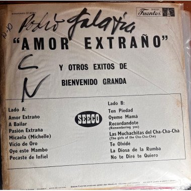 Bienvenido Granada - Amor Extraño