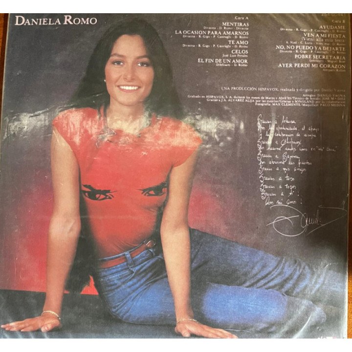 Daniela Romo reverso
