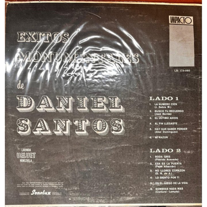 Daniel Santos - Exitos Monumentales reverso